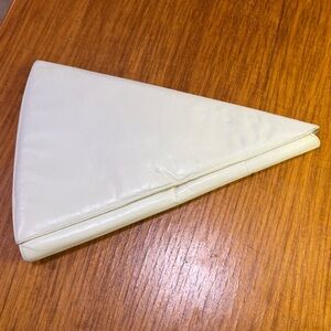 Charles Jourdan White Shoulder Bag No Chain